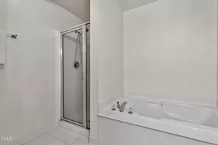264 Hbr Crk Dr, Cary, NC 27511 - Photo 22