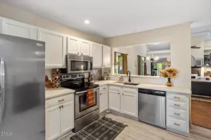 4 Icon Ct, Durham, NC 27703 - Photo 2