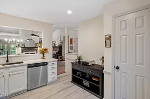 4 Icon Ct, Durham, NC 27703 - Photo 12
