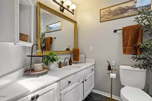 4 Icon Ct, Durham, NC 27703 - Photo 18