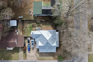 812 W Anderson St, Selma, NC 27576 - Photo 2