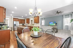 89 Chatsworth Ln, Clayton, NC 27527 - Photo 18