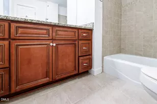 6512 Bakersfield Dr, Raleigh, NC 27606 - Photo 22