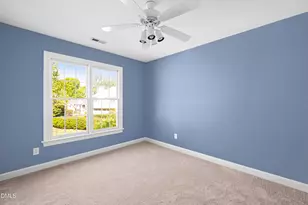 805 Cricketfield Ln, Cary, NC 27518 - Photo 28
