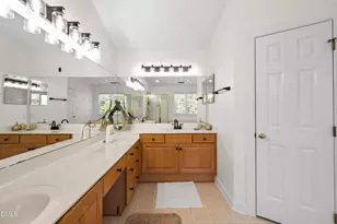 805 Cricketfield Ln, Cary, NC 27518 - Photo 34