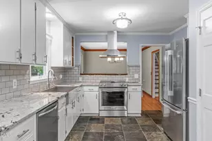 5105 Laurie Dr, Raleigh, NC 27606 - Photo 14
