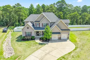 610 Sea Mist Dr, Sanford, NC 27332 - Photo 2