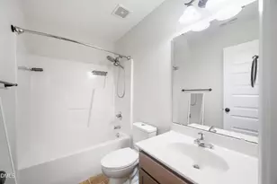 610 Sea Mist Dr, Sanford, NC 27332 - Photo 26