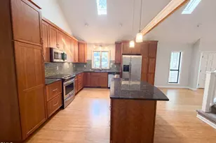 203 Laurie Ln, Cary, NC 27513 - Photo 2