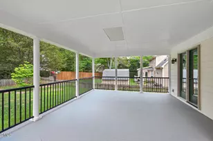 6125 Iris Dr, Raleigh, NC 27612 - Photo 14