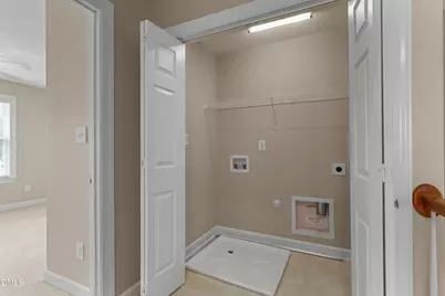 2007 Fieldhouse Avenue, Raleigh, NC 27603 - Photo 32