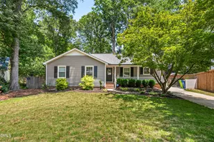 5204 Badham Pl, Raleigh, NC 27609 - Photo 2