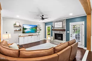 5204 Badham Pl, Raleigh, NC 27609 - Photo 8