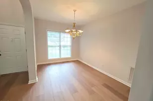 8717 Springhouse Ln, Raleigh, NC 27617 - Photo 6