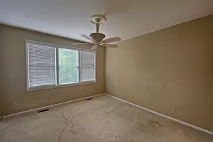 1615 Dunraven Dr, Raleigh, NC 27612 - Photo 16