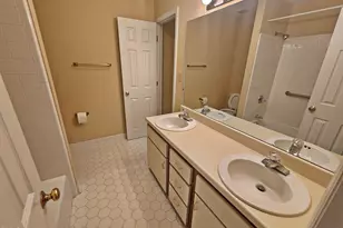 1615 Dunraven Dr, Raleigh, NC 27612 - Photo 24