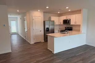 275 Rusling Leaf Dr, Fuquay Varina, NC 27526 - Photo 2