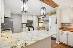 313 Robert St, Cary, NC 27511 - Photo 14