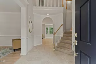 117 Drakewood Pl, Cary, NC 27518 - Photo 2