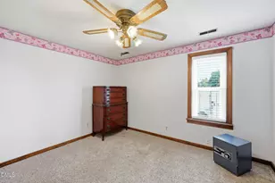 734 S Wakefield St, Zebulon, NC 27597 - Photo 22