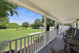 734 S Wakefield St, Zebulon, NC 27597 - Photo 40