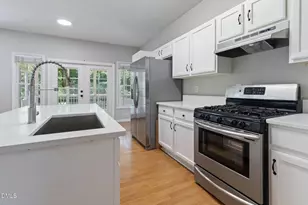 1004 White Meadows Dr, Fuquay Varina, NC 27526 - Photo 10