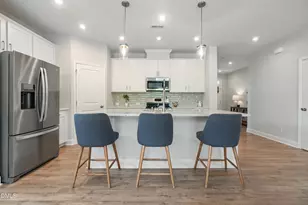 200 Deardom Wy, Chapel Hill, NC 27516 - Photo 8
