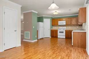 238 Farrington Dr, Clayton, NC 27520 - Photo 12