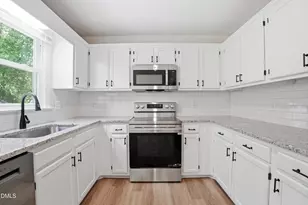 1040 Southbriar Dr, Rocky Mount, NC 27804 - Photo 10