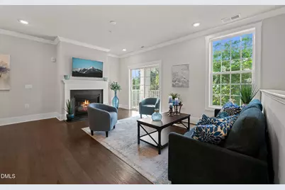 10210 Sablewood Drive #109, Raleigh, NC 27617 - Photo 2