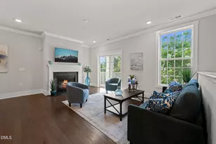 10210 Sablewood Dr, Raleigh, NC 27617 - Photo 2