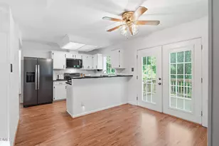 202 Indigo Dr, Cary, NC 27513 - Photo 14