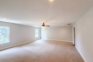 2501 Gray Hawk Trl, Zebulon, NC 27597 - Photo 4