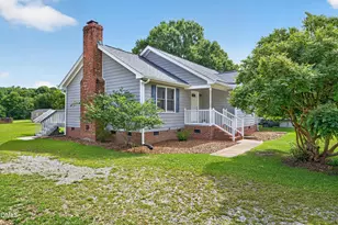 728 Wagstaff Rd, Fuquay Varina, NC 27526 - Photo 2