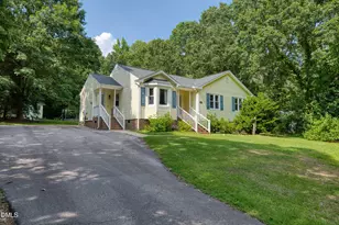 132 Leeway Ct, Clayton, NC 27520 - Photo 2