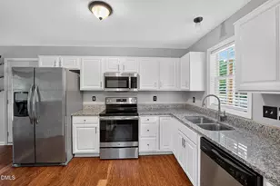 1404 Poplar Ridge Rd, Fuquay-Varina, NC 27526 - Photo 6