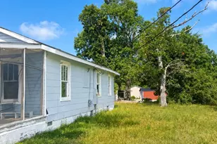1203 Valley View St, Greensboro, NC 27405 - Photo 6