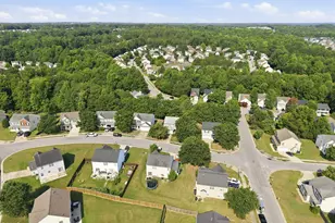 4232 Dalcross Rd, Raleigh, NC 27610 - Photo 34