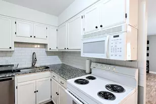 2610 Masonboro Ct, Raleigh, NC 27604 - Photo 16