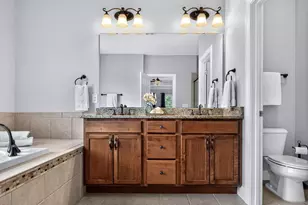 404 Crooked Pine Dr, Cary, NC 27519 - Photo 28