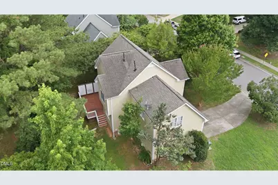 101 Plumtree Way, Cary, NC 27518 - Photo 6