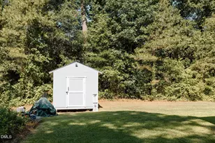 312 Crestview St, Sanford, NC 27330 - Photo 22