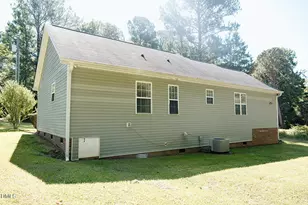 312 Crestview St, Sanford, NC 27330 - Photo 22