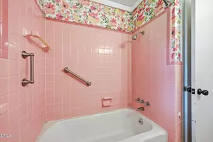 1517 Edith St, Burlington, NC 27215 - Photo 18