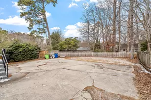 305 E Millbrook Rd, Raleigh, NC 27609 - Photo 36