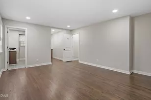 305 E Millbrook Rd, Raleigh, NC 27609 - Photo 16