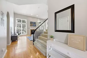 8900 Eaglebrook Ct, Raleigh, NC 27617 - Photo 6