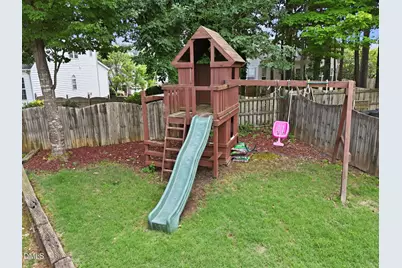 8900 Eaglebrook Court, Raleigh, NC 27617 - Photo 34