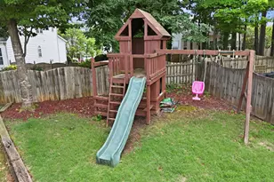 8900 Eaglebrook Ct, Raleigh, NC 27617 - Photo 34