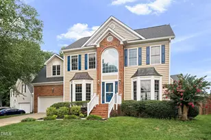 9213 Zermatt Ct, Raleigh, NC 27617 - Photo 8